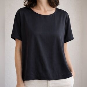 Elemente Clemente | 4 | black light weight boxy short sleeve top